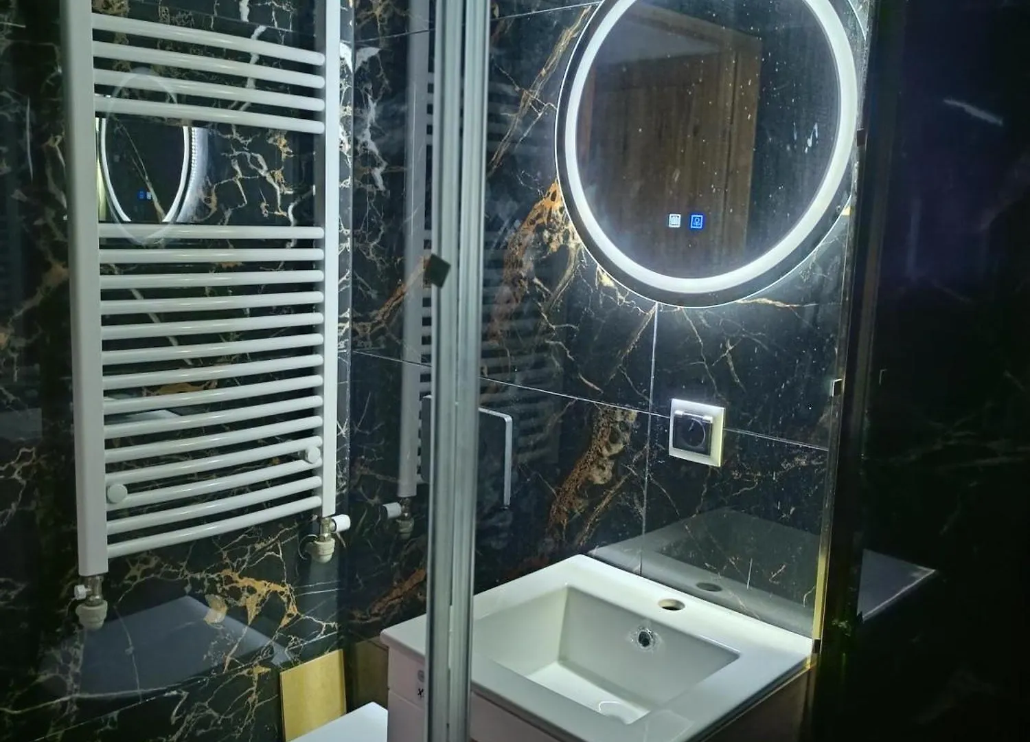 Apartamenty Pod Jesionami U Bartka 자코파네 0*,  폴란드